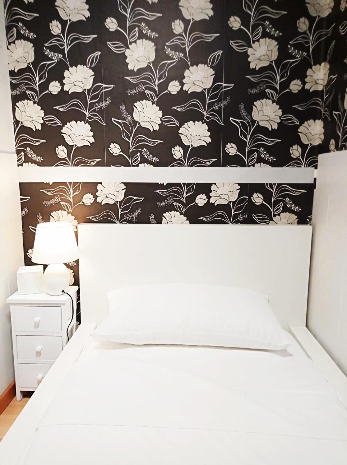 Gasthof Single For One Person Only Central Location