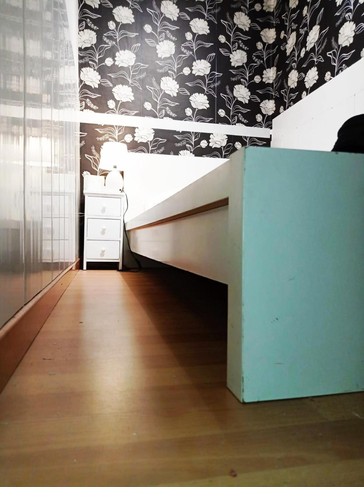 Single For One Person Only Central Location Gasthof Barcelona
